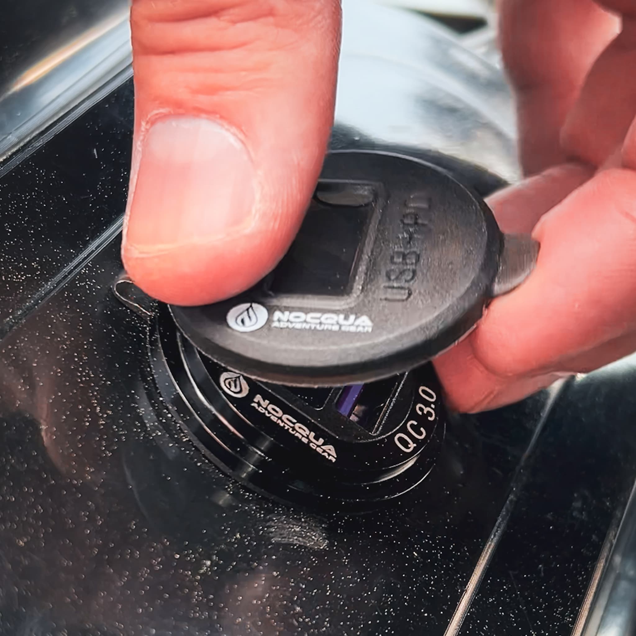 Voltmeter + Website Image 10 Voltmeter +