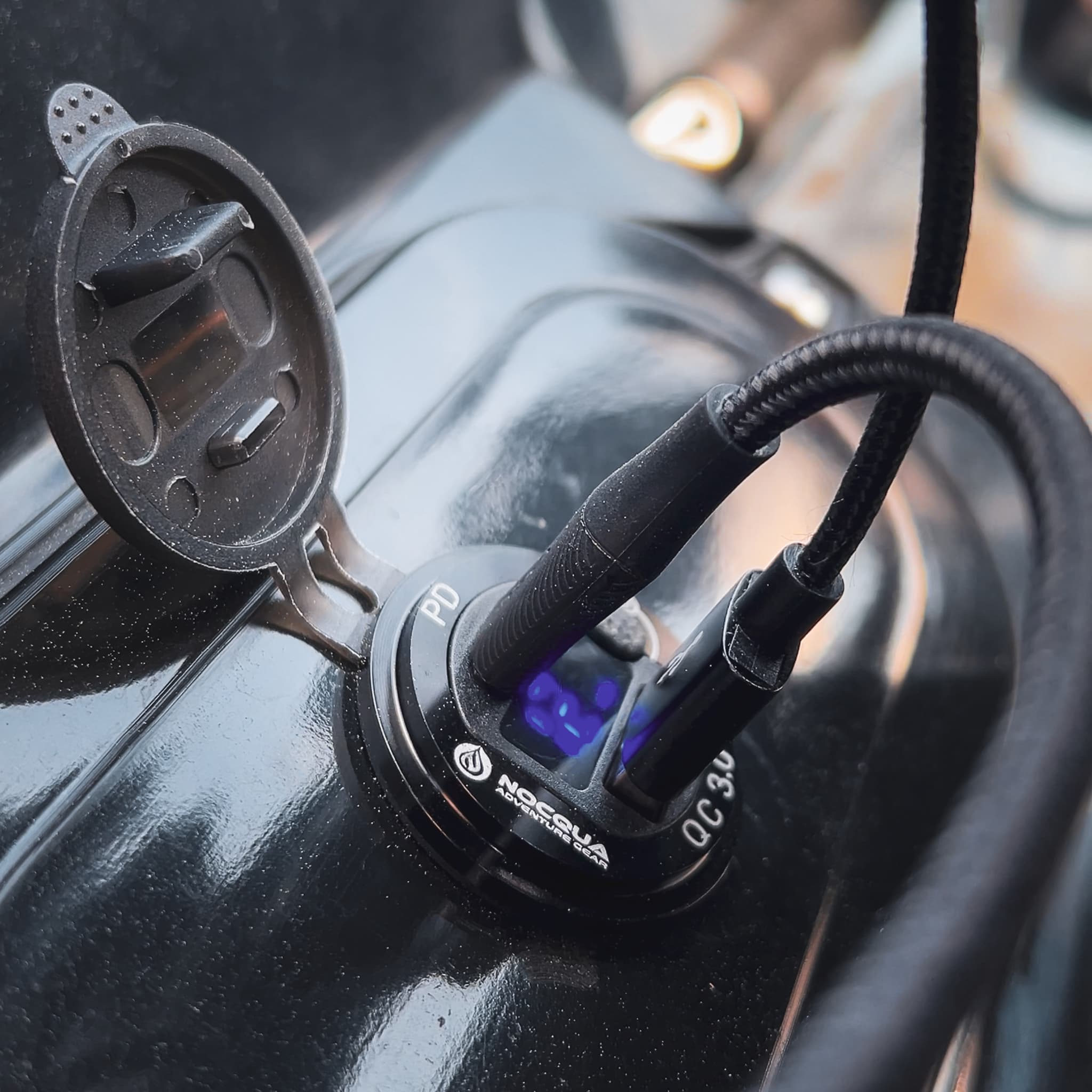 Voltmeter + Website Image 11 Voltmeter +