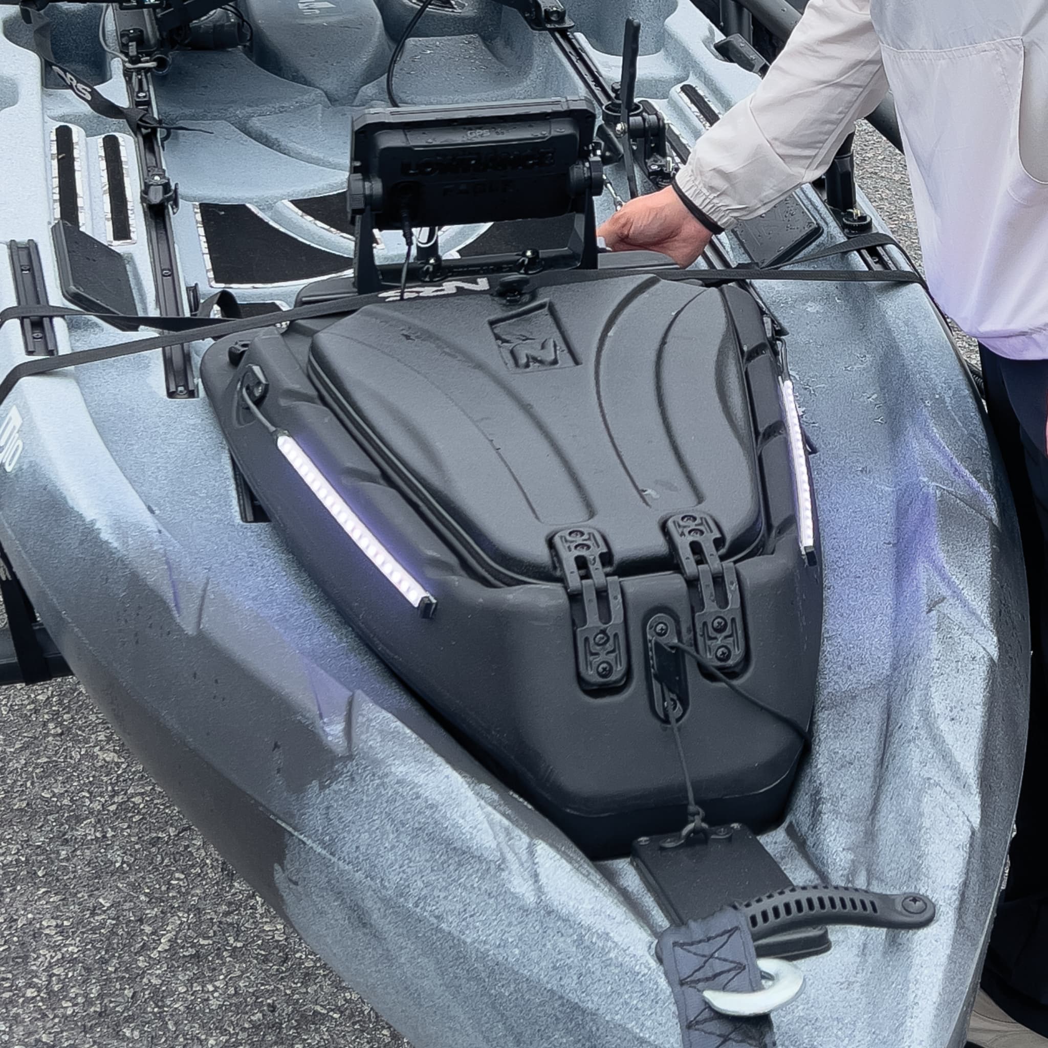 NuCanoe Gearpod Nav Stick N Glow Lights Image 16 NuCanoe Gearpod Nav Stick N Glow Lights by Nocqua